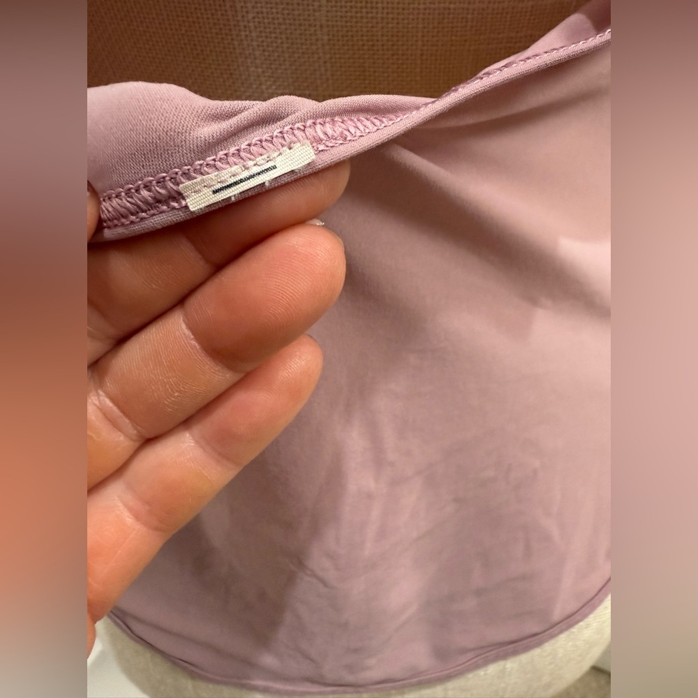 Lululemon Not Front of Mind Tank Top – Size 4 (Small) Mauve Like new - Picture 5 of 5